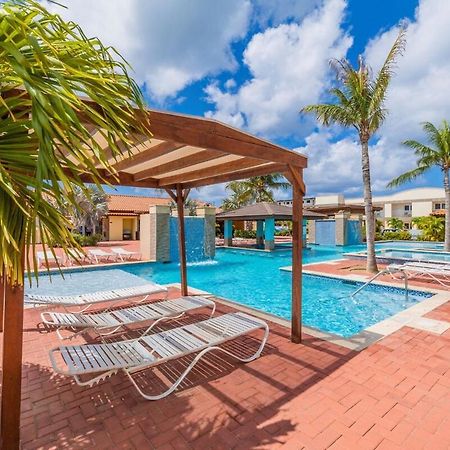 Treasures At The Pearl Eagle Beach Palm Beach Exterior photo